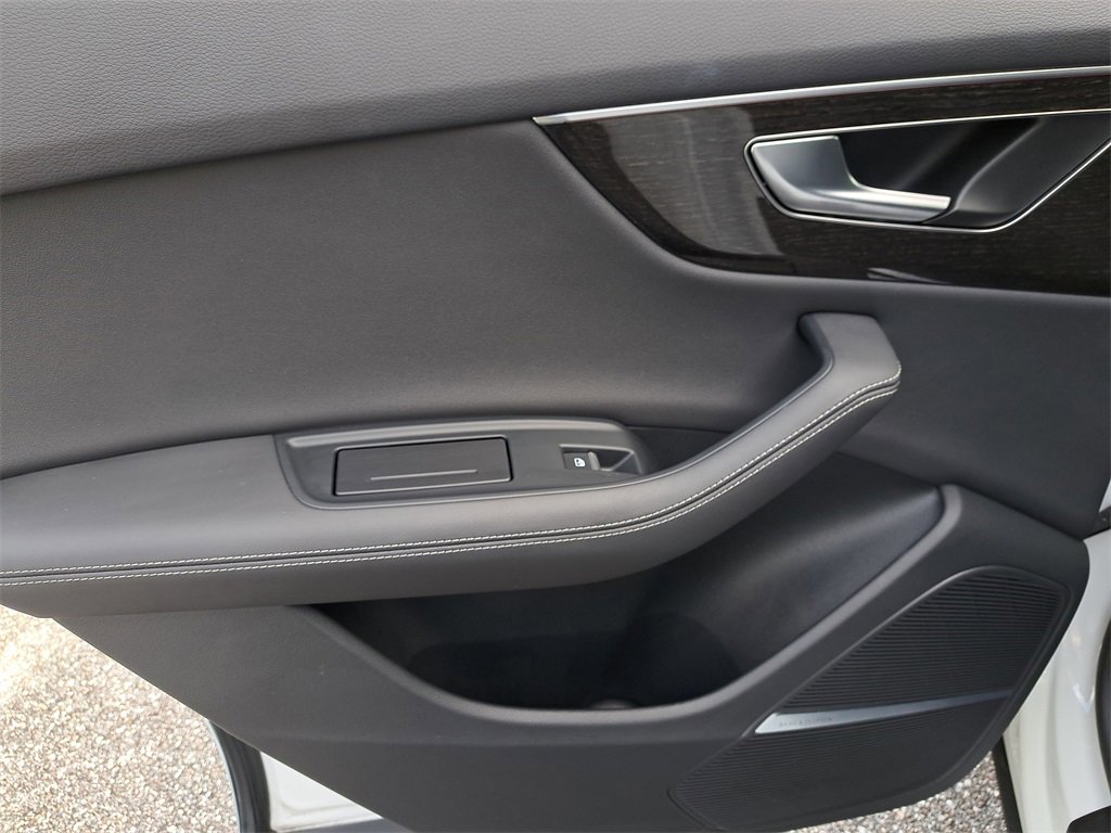 Certified 2024 Audi Q8 Premium Plus image 28