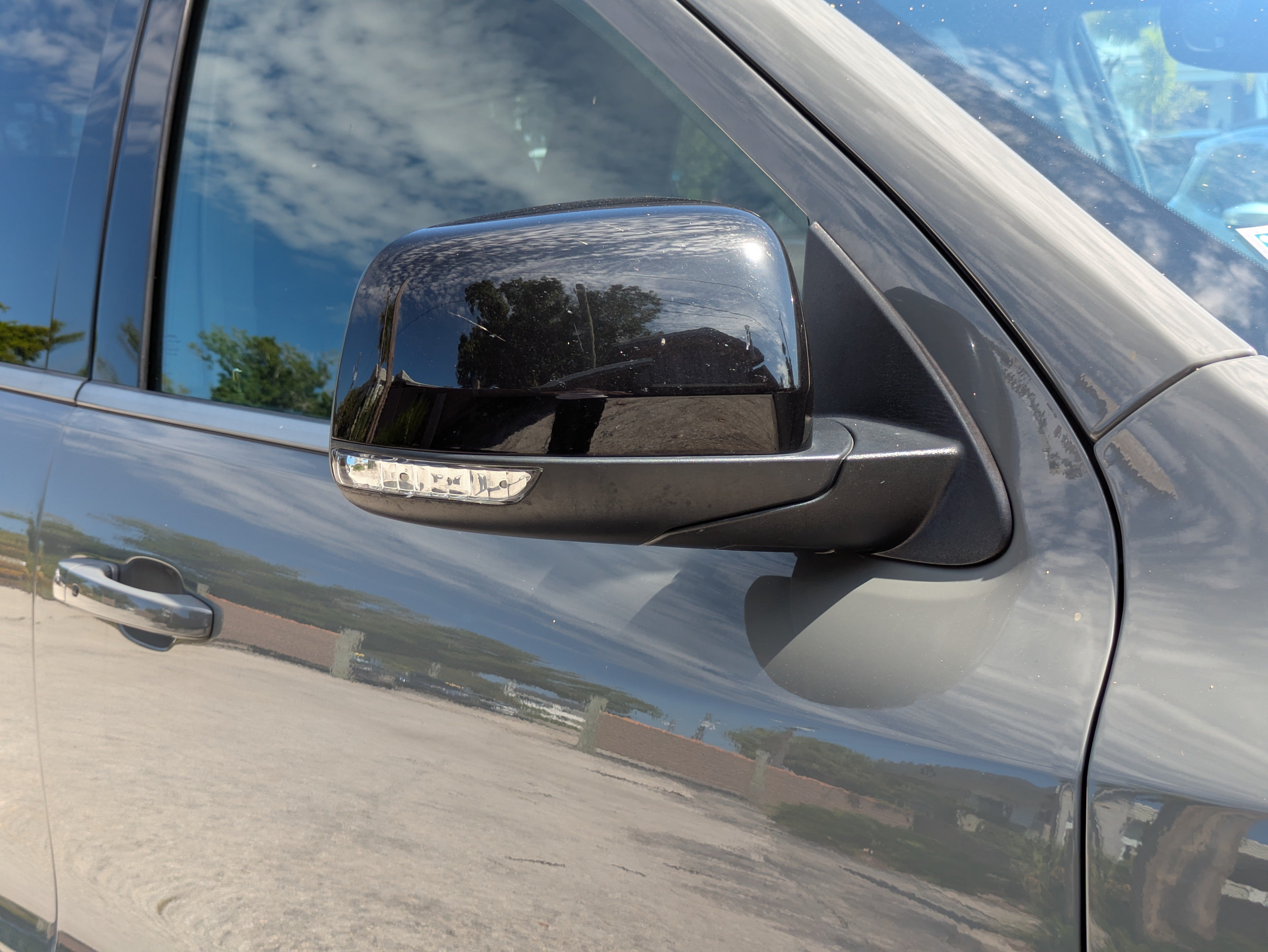 Used 2021 Dodge Durango R/T w/ Blacktop Package RWD image 12