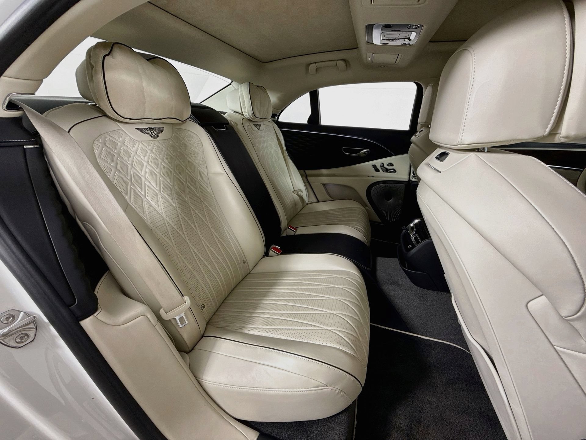 Used 2021 Bentley Flying Spur W12 AWD/4WD image 22