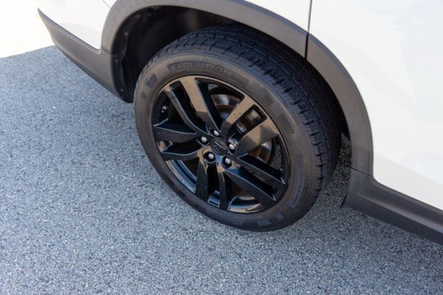 Used 2016 Honda Pilot Touring image 10