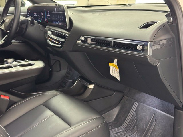 Used 2024 Cadillac Lyriq Tech w/ LPO, Floor Liner Package AWD/4WD image 25