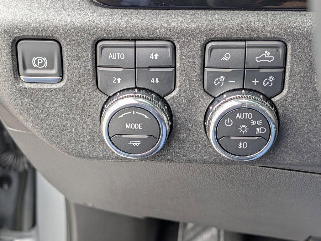 Used 2025 GMC Sierra 1500 SLT image 23