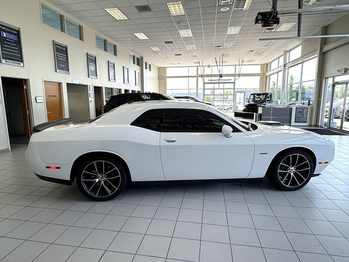 Used 2018 Dodge Challenger R/T Plus RWD image 47