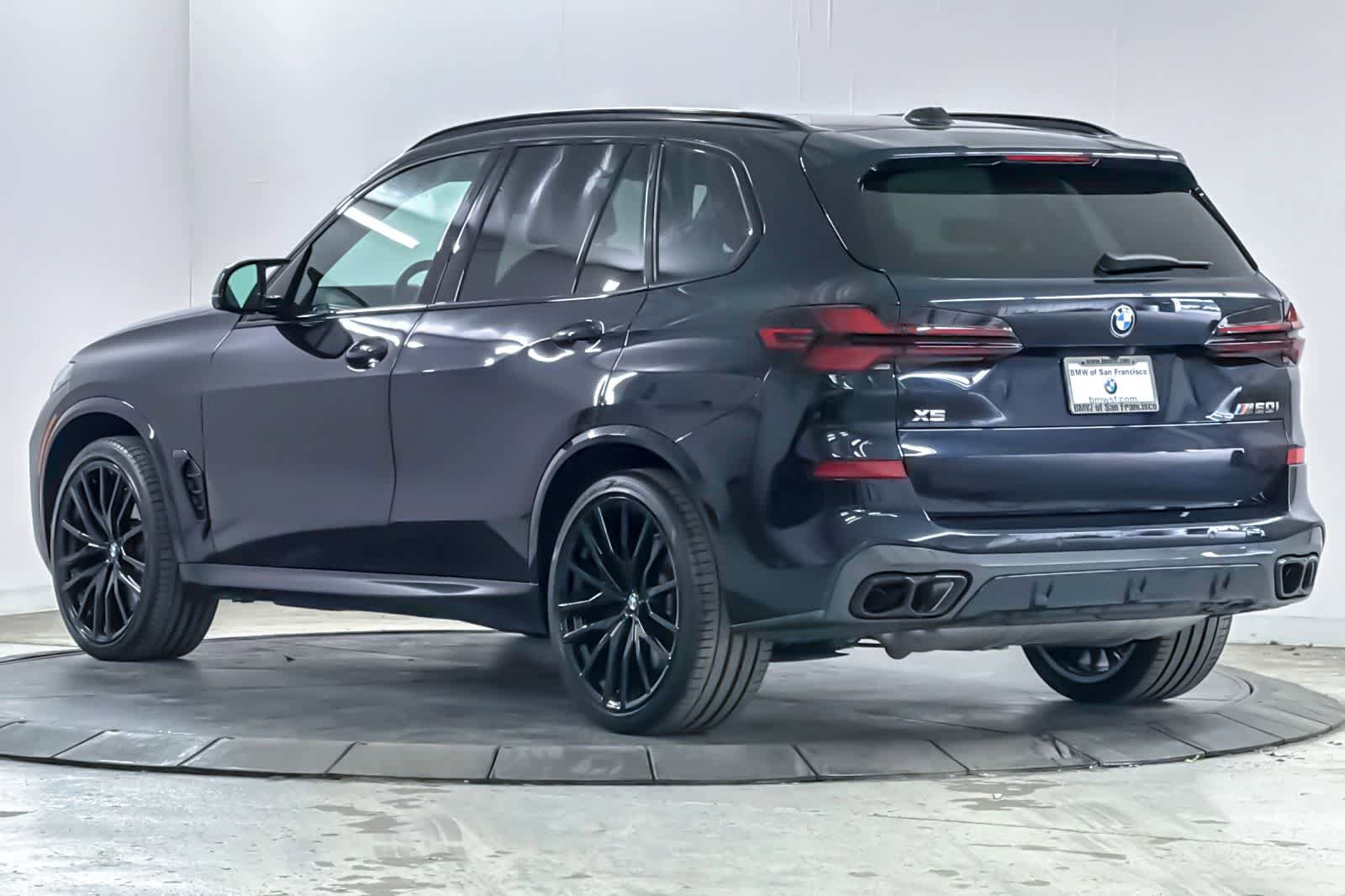 Used 2024 BMW X5 M60i image 6