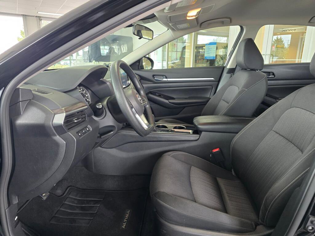 Used 2023 Nissan Altima 2.5 SV image 22