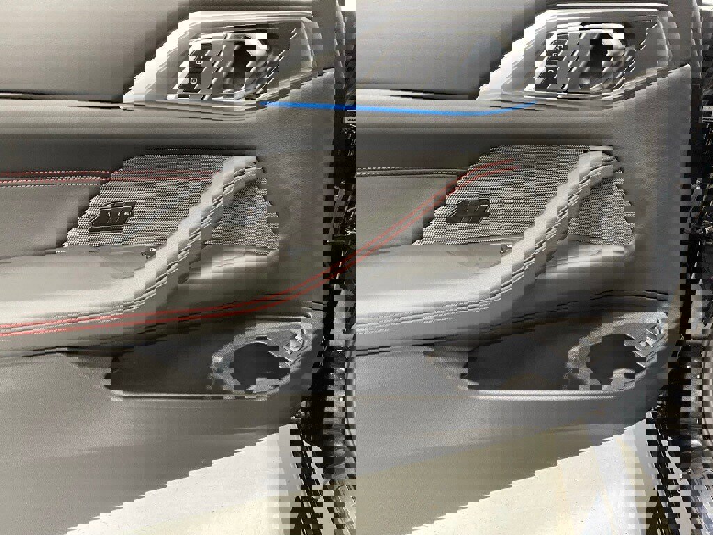 Used 2025 BMW M4 CS image 18