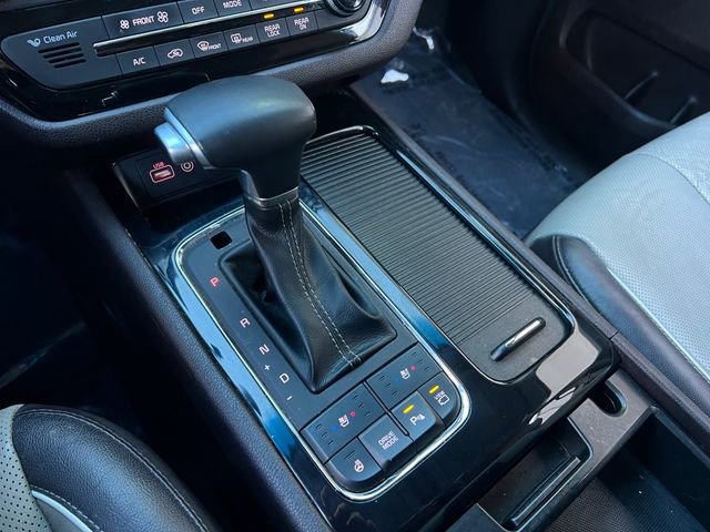 Used 2017 Kia Sedona SX Limited image 27