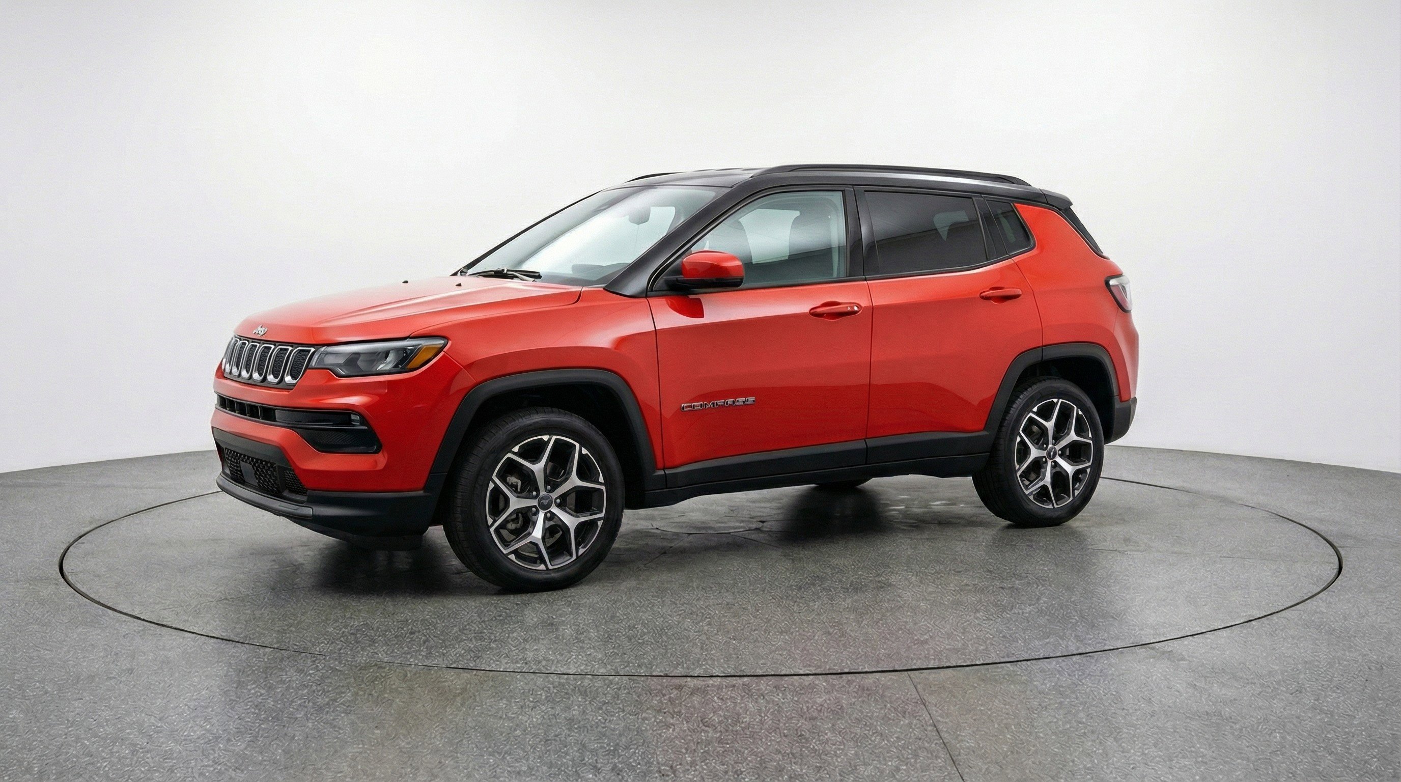 Used 2025 Jeep Compass Limited image 3