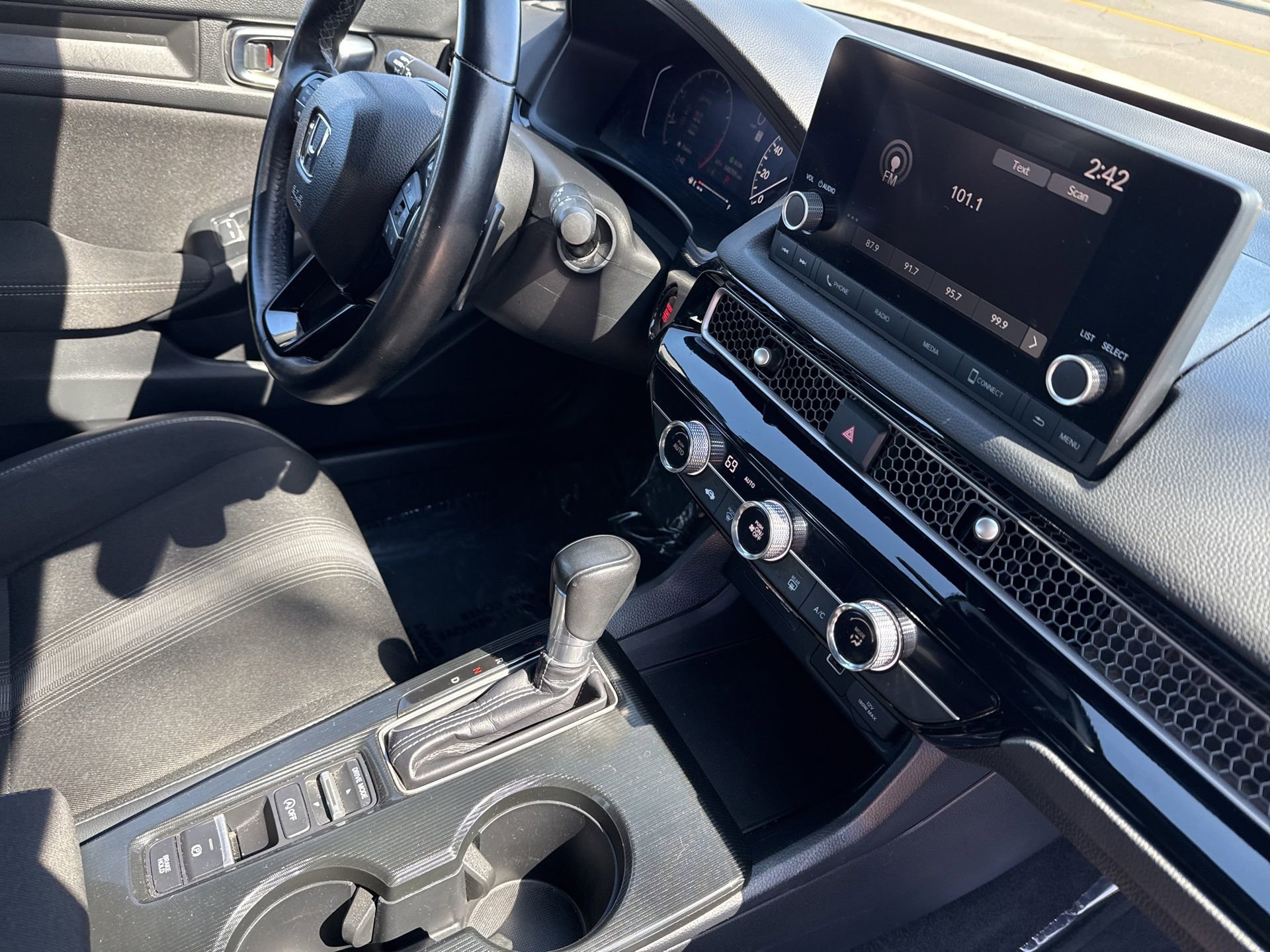 Used 2024 Honda Civic Sport image 30
