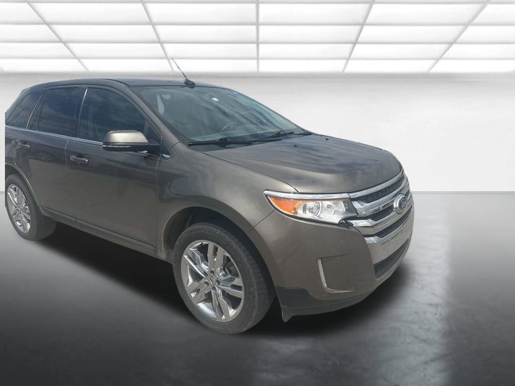 Used 2014 Ford Edge Limited w/ Equipment Group 302A FWD image 2