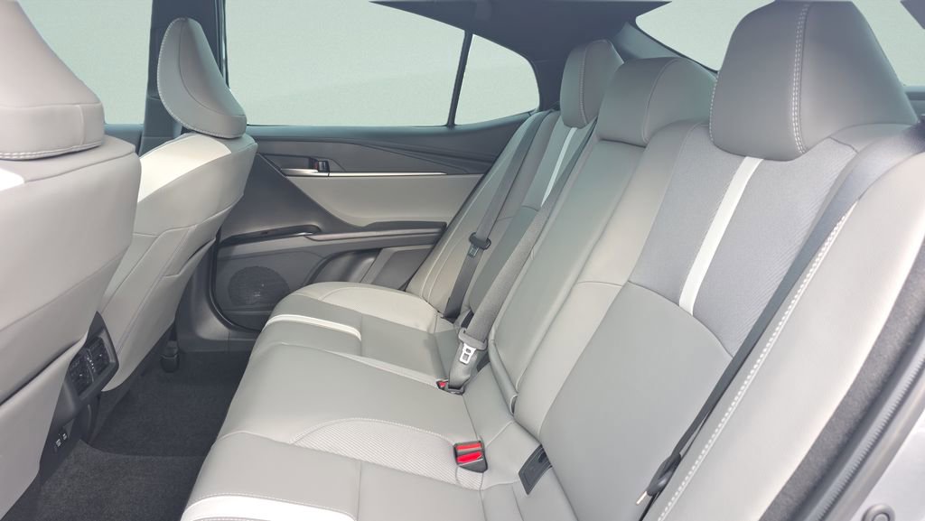Used 2026 Toyota Camry SE w/ Multimedia Upgrade Package FWD image 10