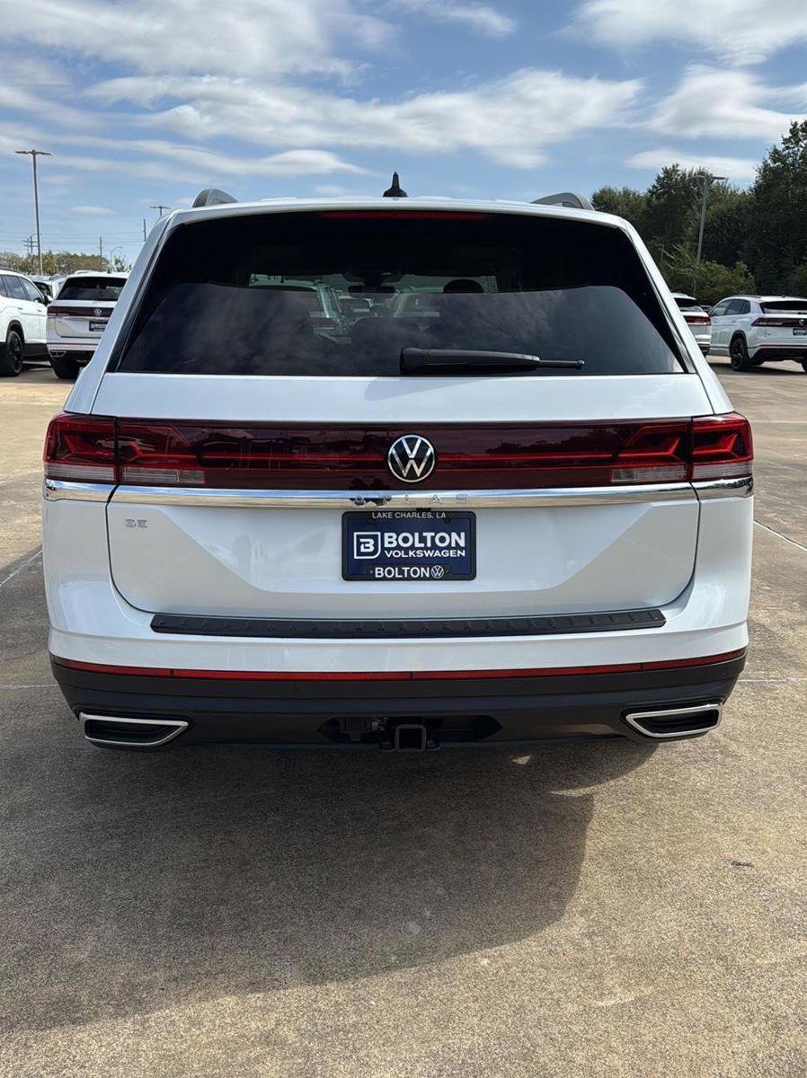 New 2026 Volkswagen Atlas SE image 4