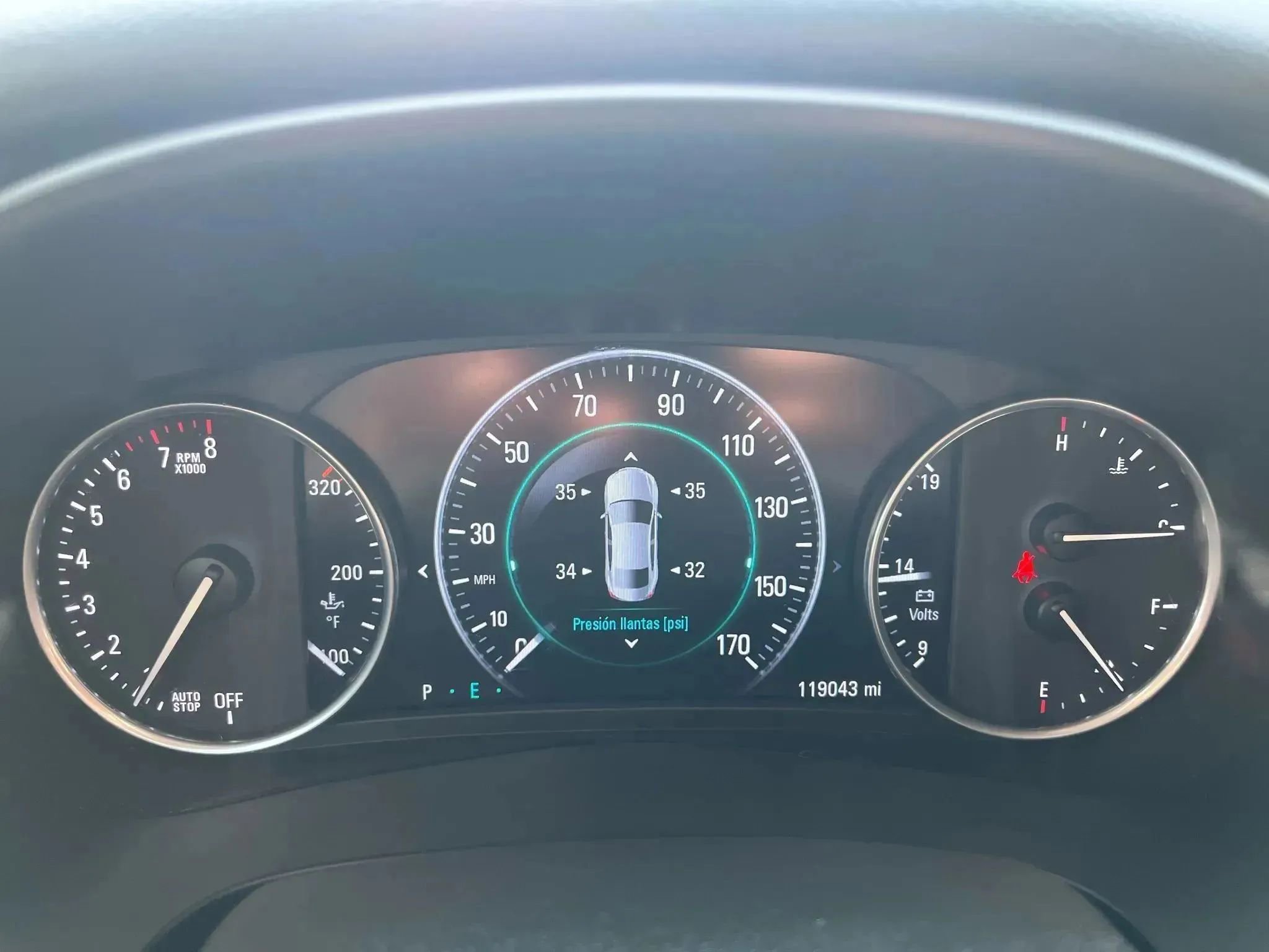 Used 2017 Buick LaCrosse Essence w/ Sun and Shade Package image 19