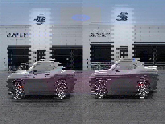 Used 2021 Dodge Challenger R/T w/ Plus Package image 2