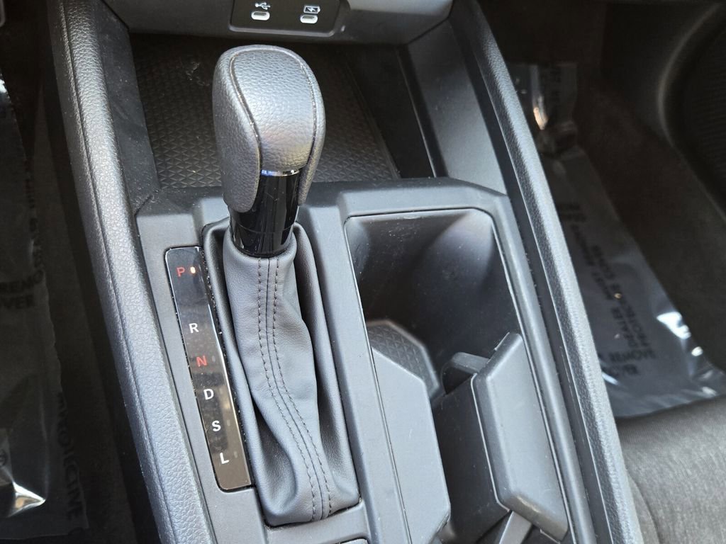 Certified 2024 Honda Accord EX image 19