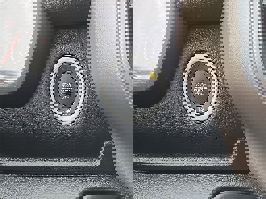 Used 2021 RAM 1500 Laramie image 19