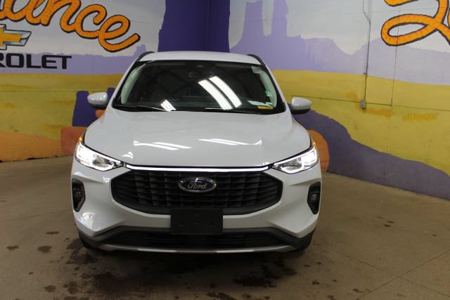 Used 2025 Ford Escape Platinum AWD/4WD image 6
