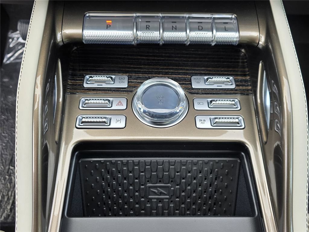 New 2026 Lincoln Nautilus Black Label AWD/4WD image 19