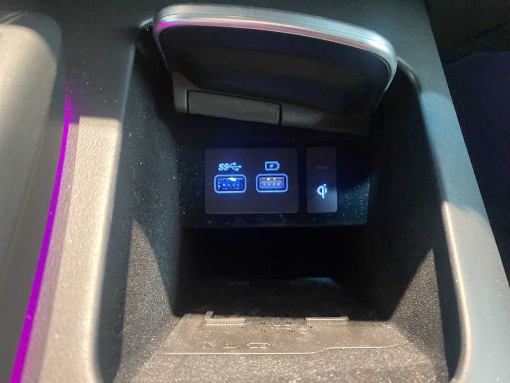 Certified 2025 Genesis GV70 3.5T Sport w/ Sport Advanced Package image 11