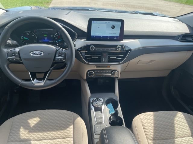 Used 2022 Ford Escape SE w/ Convenience Package image 3
