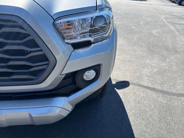 Used 2021 Toyota Tacoma TRD Sport w/ Blackout Package (TMS) AWD/4WD image 37