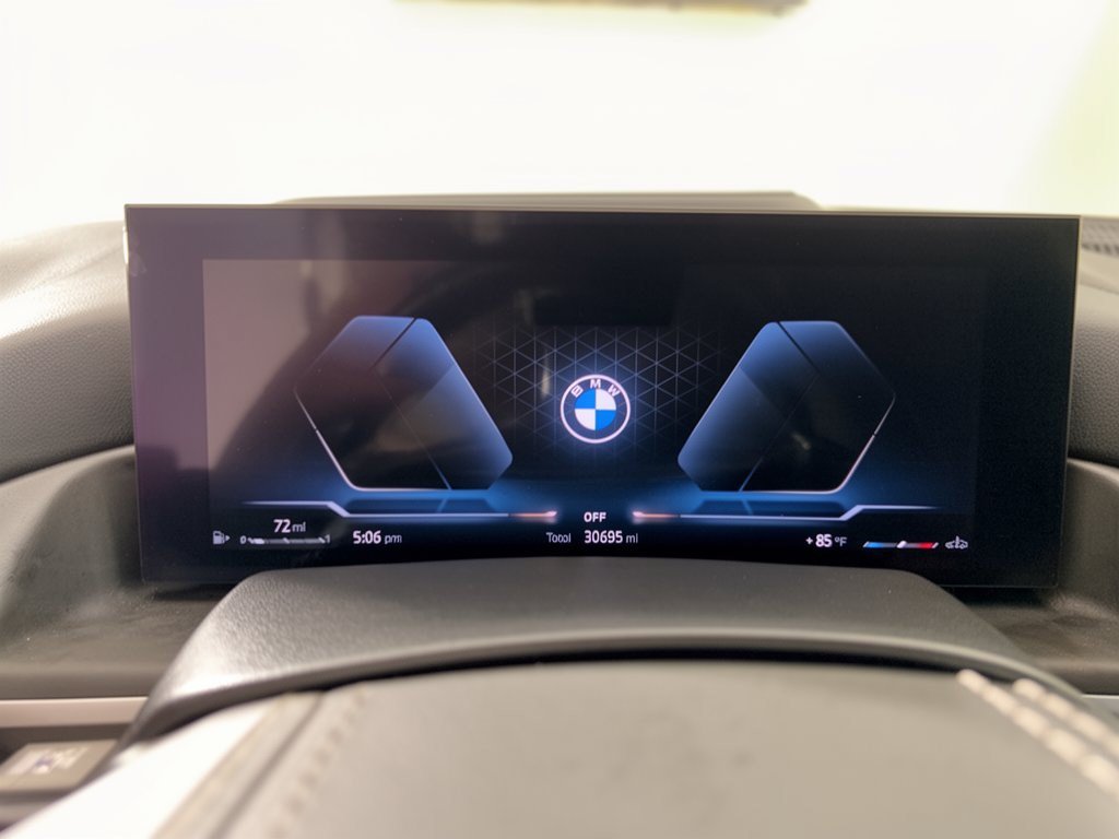 Certified 2023 BMW X7 xDrive40i w/ Premium Package AWD/4WD image 26