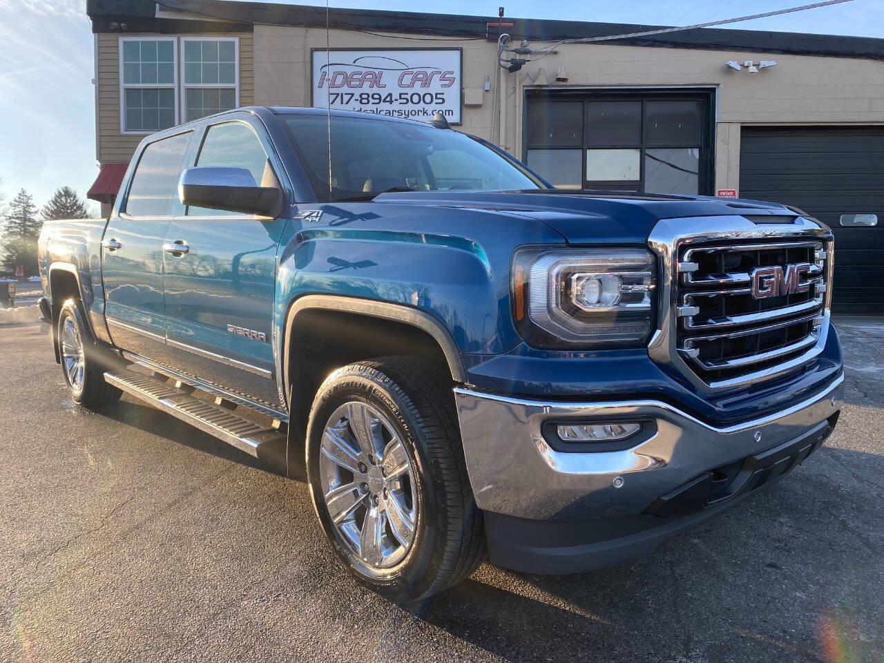 Used 2018 GMC Sierra 1500 SLT image 1