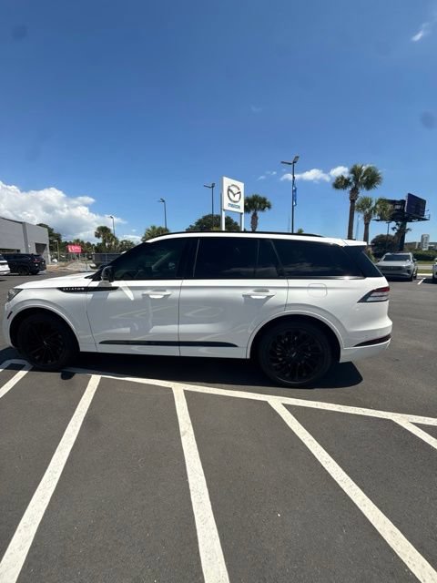 Used 2024 Lincoln Aviator Reserve w/ Jet Package RWD image 8
