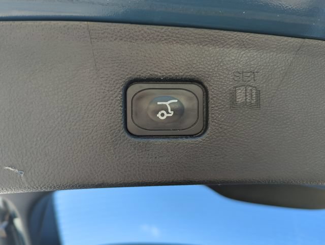 Used 2016 Ford Edge SEL w/ Equipment Group 201A FWD image 24