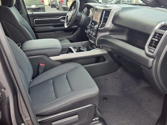 New 2026 RAM 1500 Big Horn AWD/4WD image 13