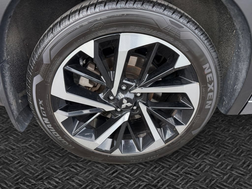 Used 2022 Mitsubishi Outlander SEL AWD/4WD image 11