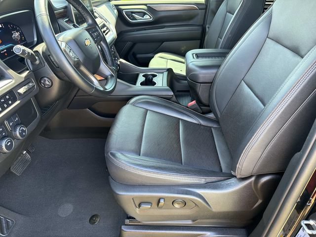 Used 2023 Chevrolet Tahoe High Country w/ Premium Package 2 AWD/4WD image 14