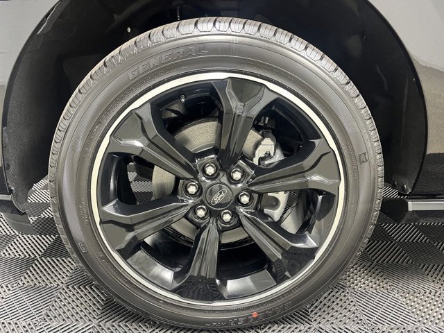 New 2024 Ford Expedition Limited image 29