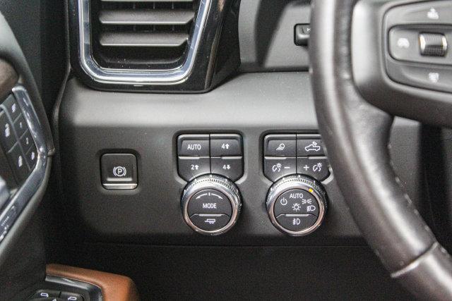 Used 2024 GMC Sierra 2500 Denali Ultimate AWD/4WD image 21