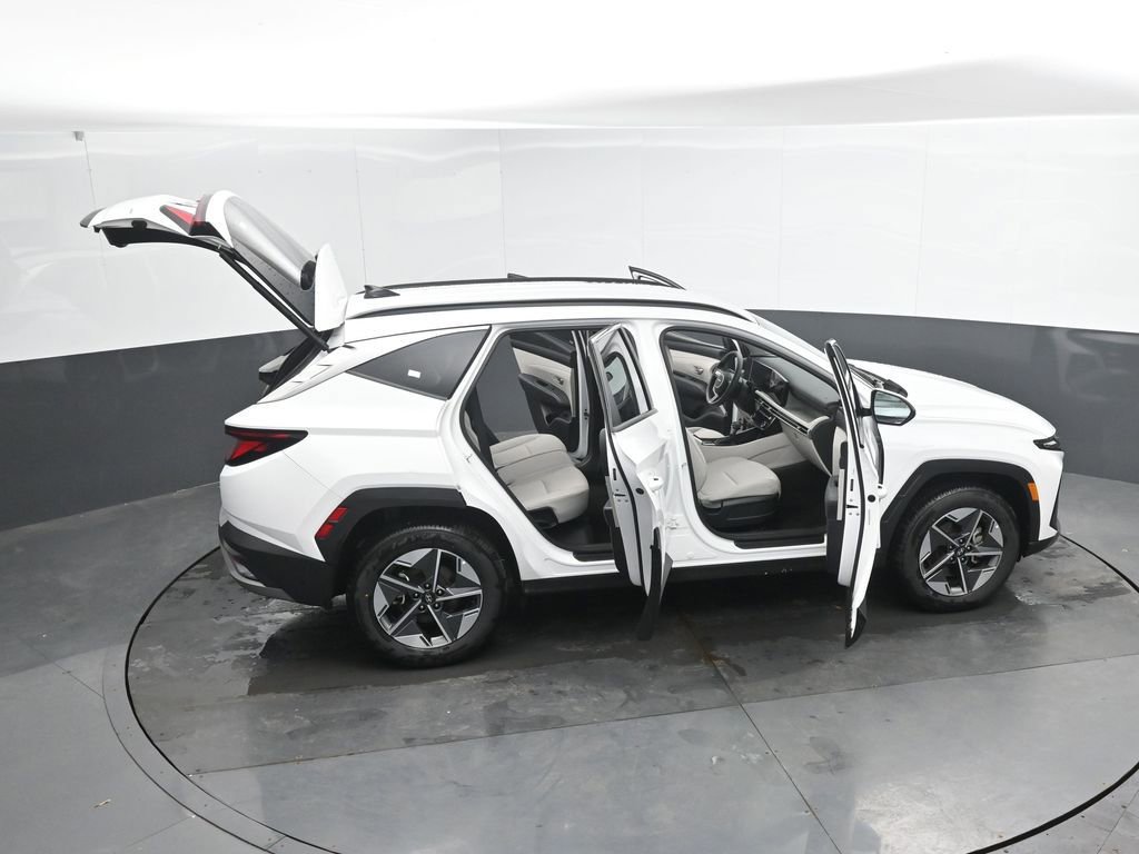 Used 2025 Hyundai Tucson SEL AWD/4WD image 52