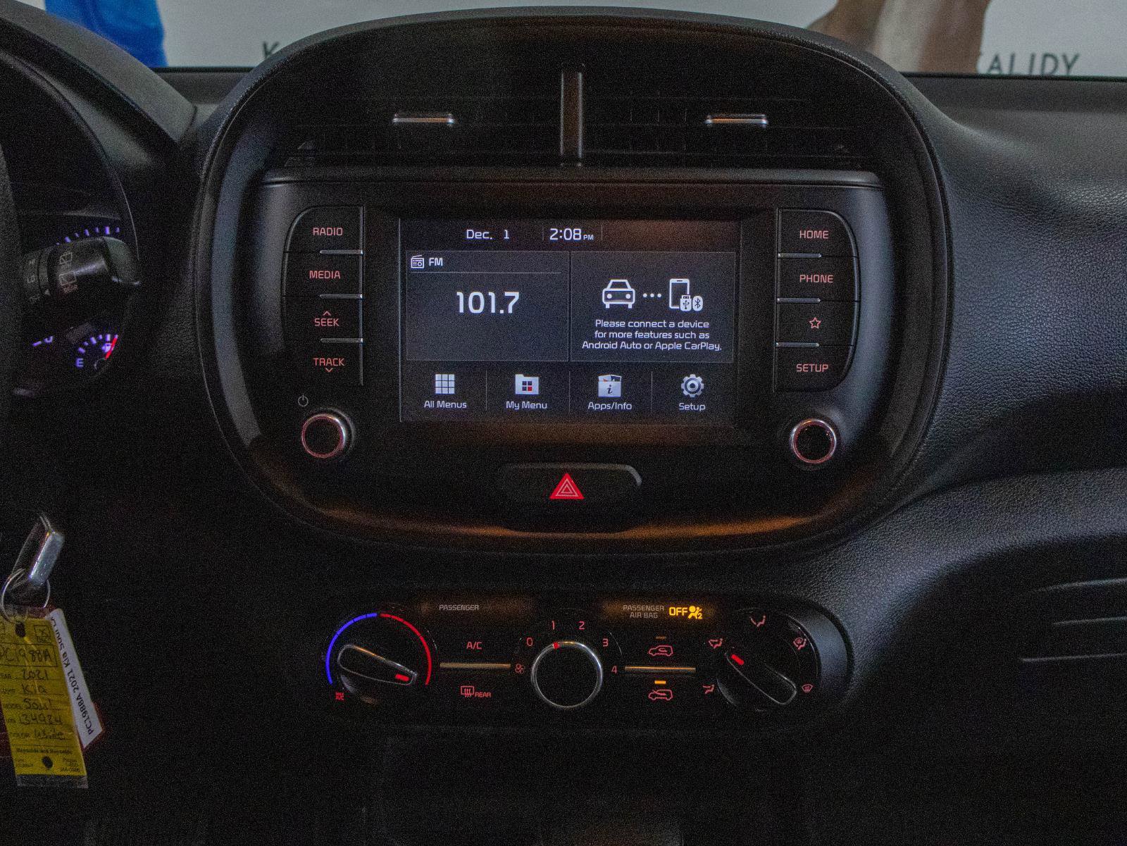 Used 2021 Kia Soul LX image 4