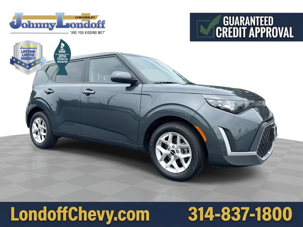 Used 2025 Kia Soul LX w/ LX Technology Package FWD image 1