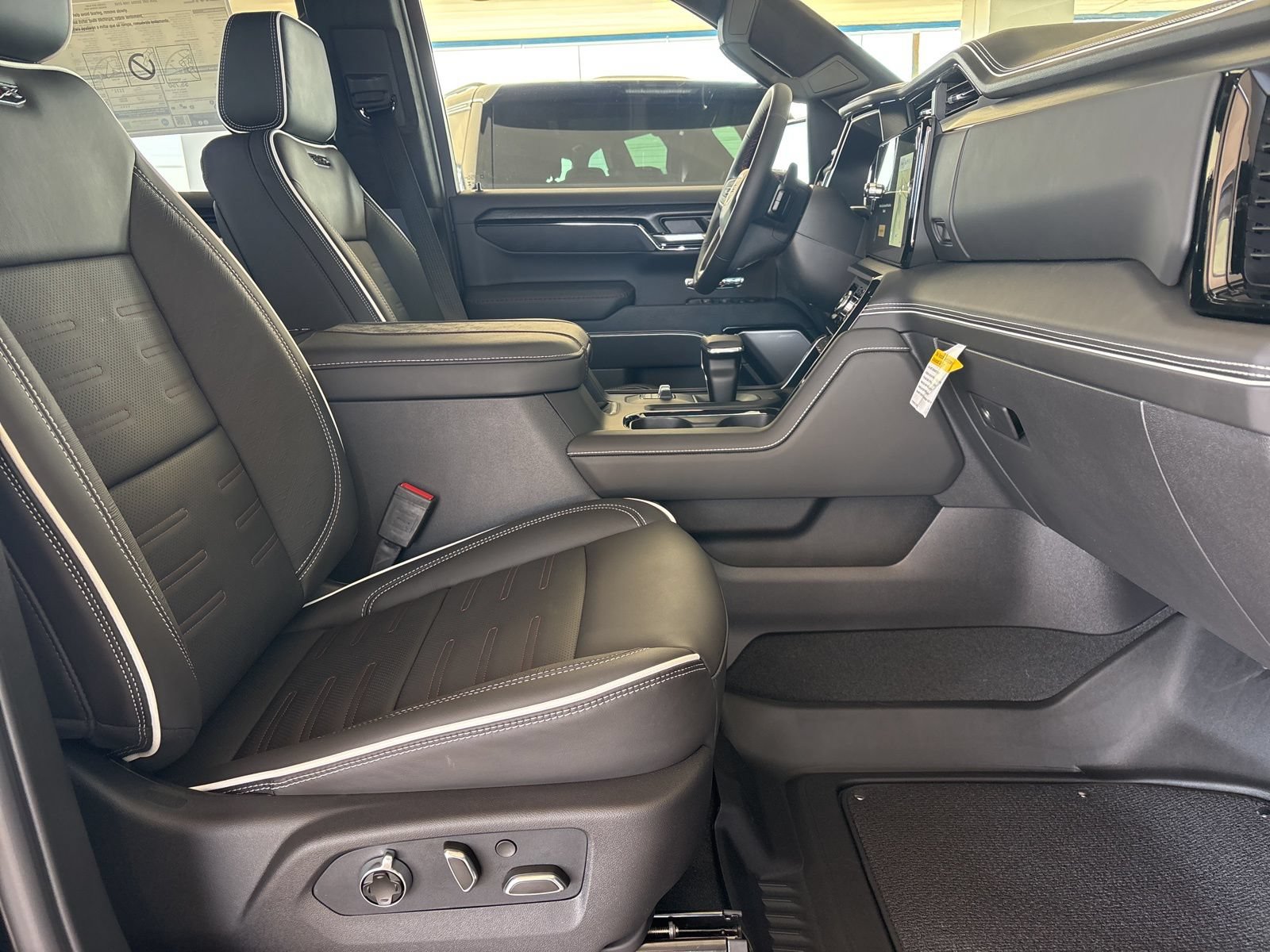 New 2026 GMC Sierra 1500 AT4X AWD/4WD image 21