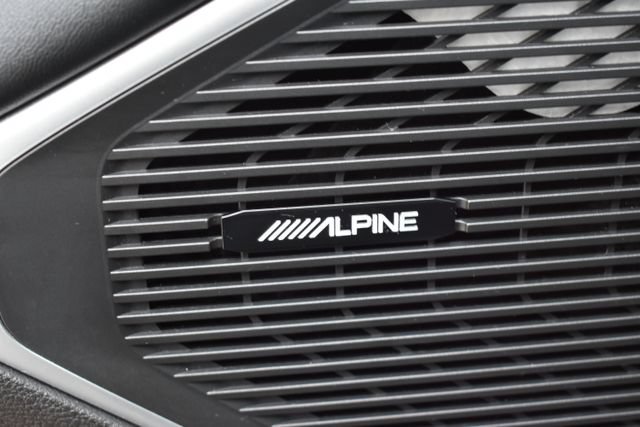 Used 2024 Jeep Wagoneer Series II AWD/4WD image 6