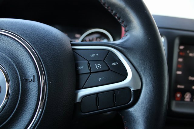 Used 2019 Jeep Compass Trailhawk image 13