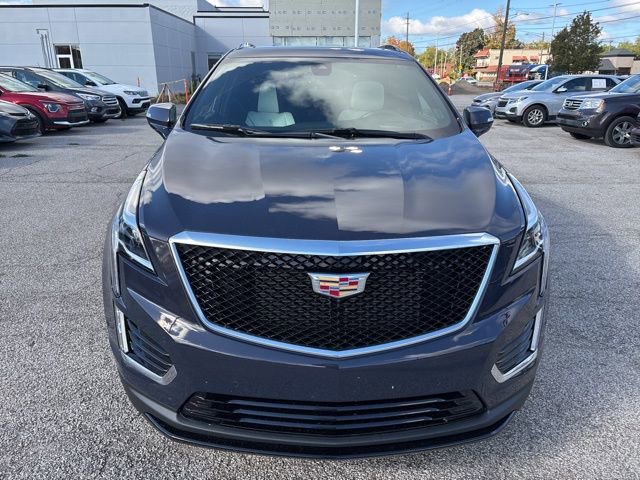 Used 2025 Cadillac XT5 Sportv w/ Technology Package image 2