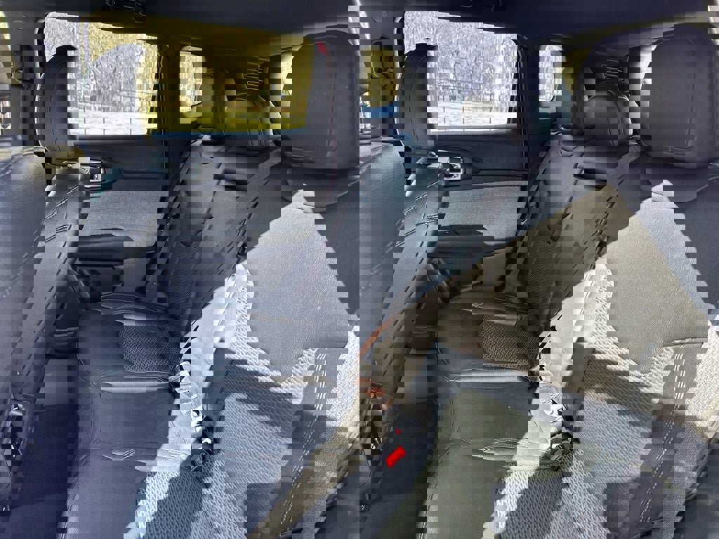 Used 2024 Jeep Compass Latitude image 25