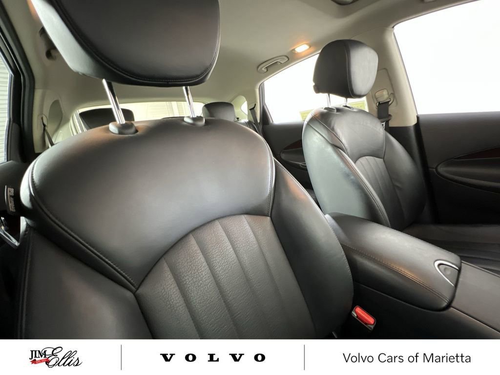 Used 2016 INFINITI QX50 AWD w/ Deluxe Touring Package image 28