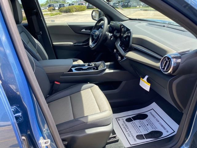 New 2026 Chevrolet Equinox LT w/ Convenience Package II image 23