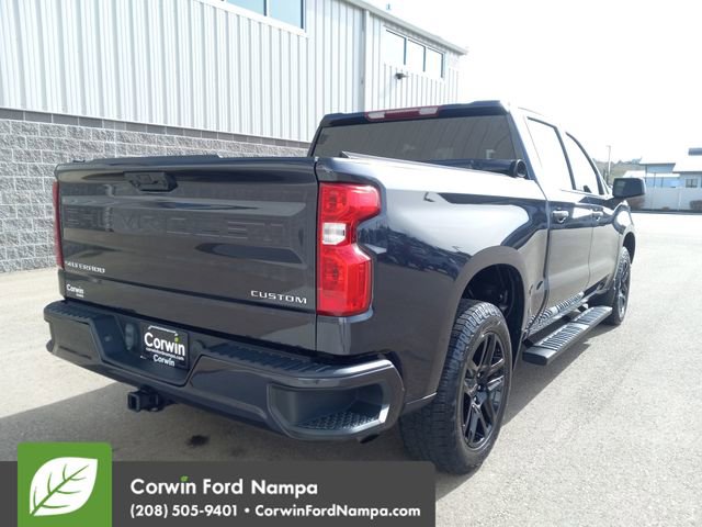 Used 2022 Chevrolet Silverado 1500 Custom image 3