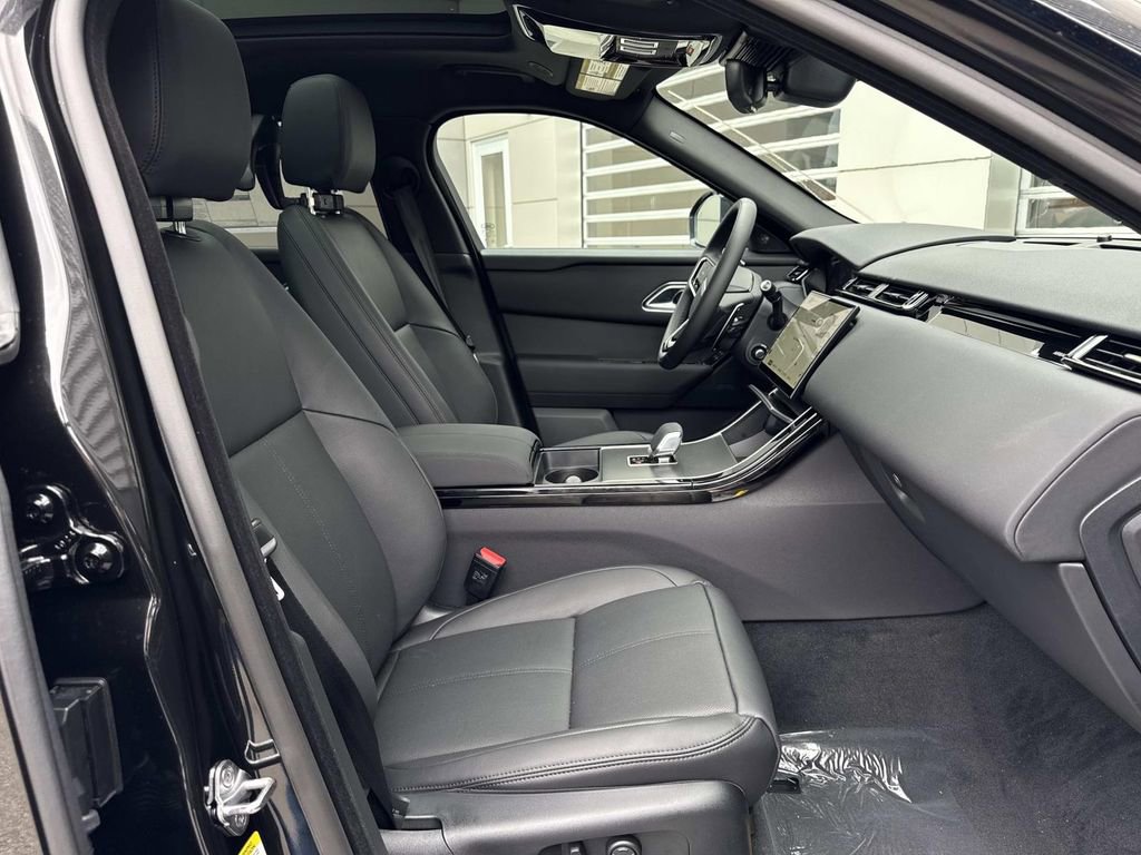 New 2026 Land Rover Range Rover Velar S AWD/4WD image 9
