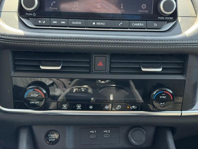 Used 2024 Nissan Rogue SV image 12