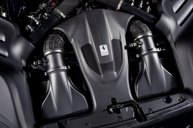 Certified 2019 Ferrari Portofino image 17