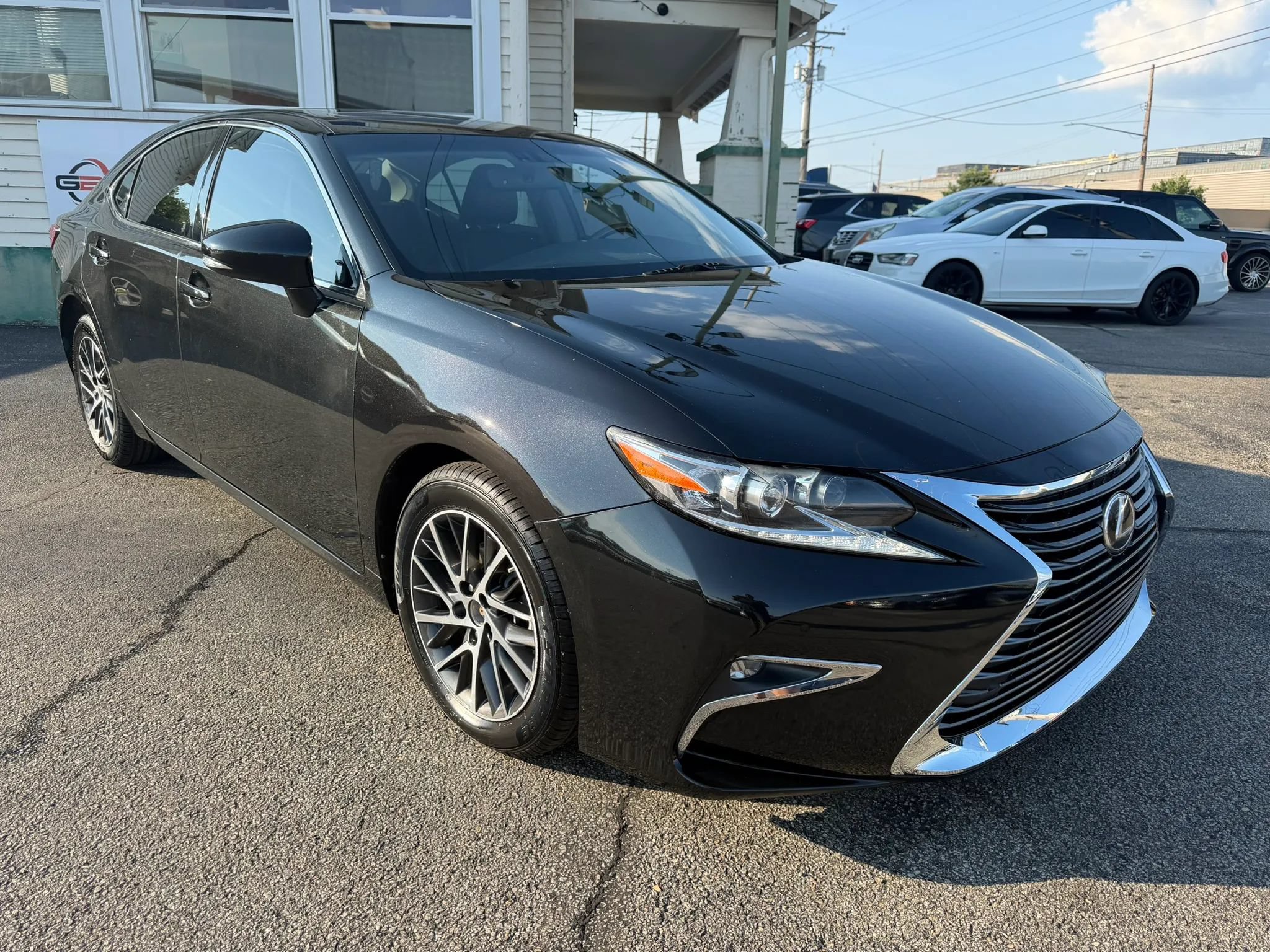 Used 2016 Lexus ES 350 FWD image 5