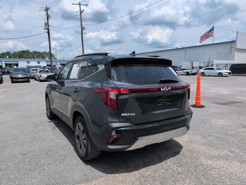 Used 2024 Kia Seltos S FWD image 6
